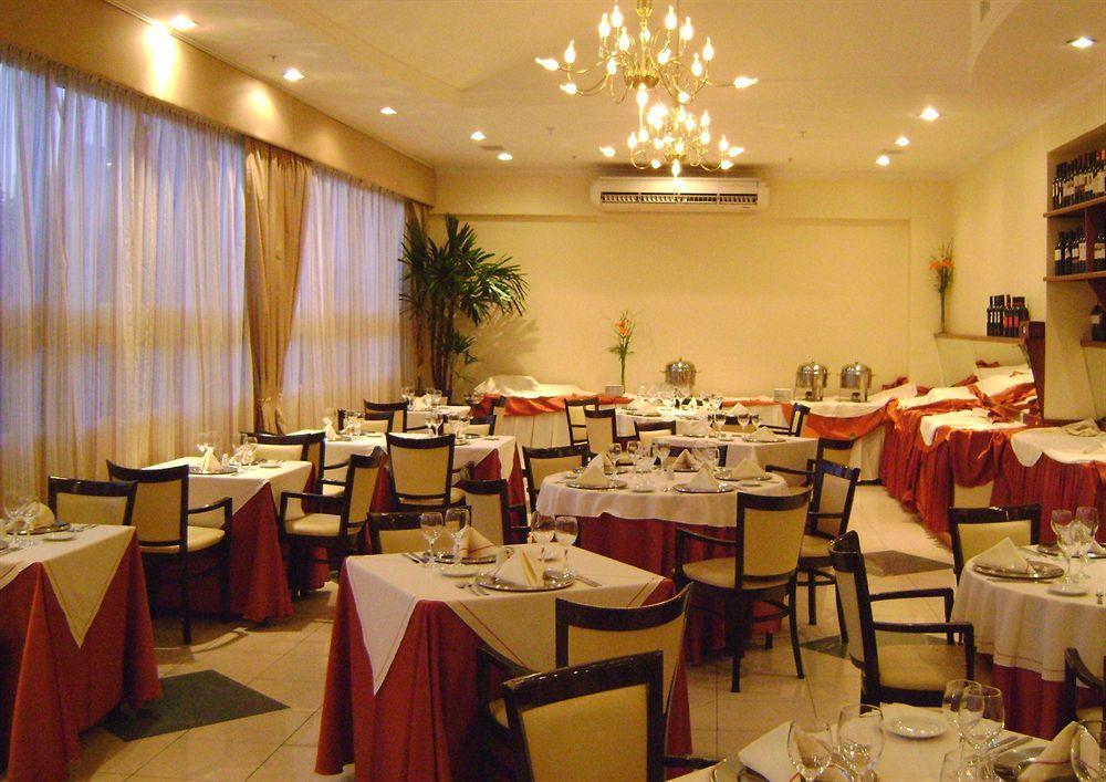Intertower Hotel Santa Fe Restoran gambar